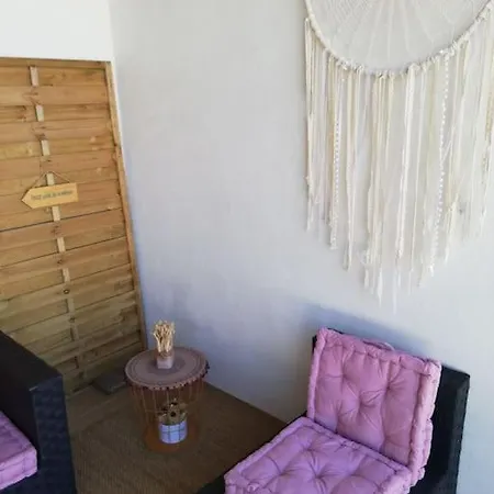 Casa de Férias 10 Pers Avec Piscine, Jacuzzi Jardin Belus