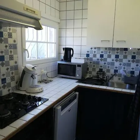Casa de Férias 10 Pers Avec Piscine, Jacuzzi Jardin