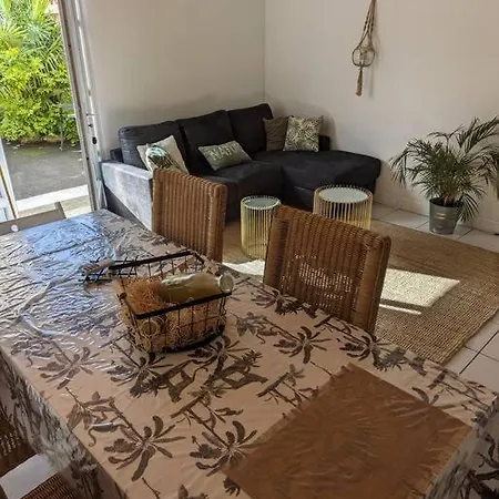 10 Pers Avec Piscine, Jacuzzi Jardin
