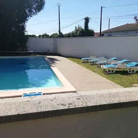 10 Pers Avec Piscine, Jacuzzi Jardin Casa de Férias