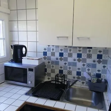 10 Pers Avec Piscine, Jacuzzi Jardin *